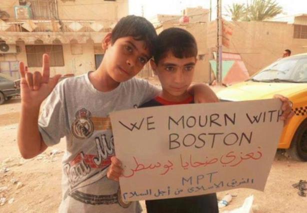 Palestinian Kids - Mourn Victims